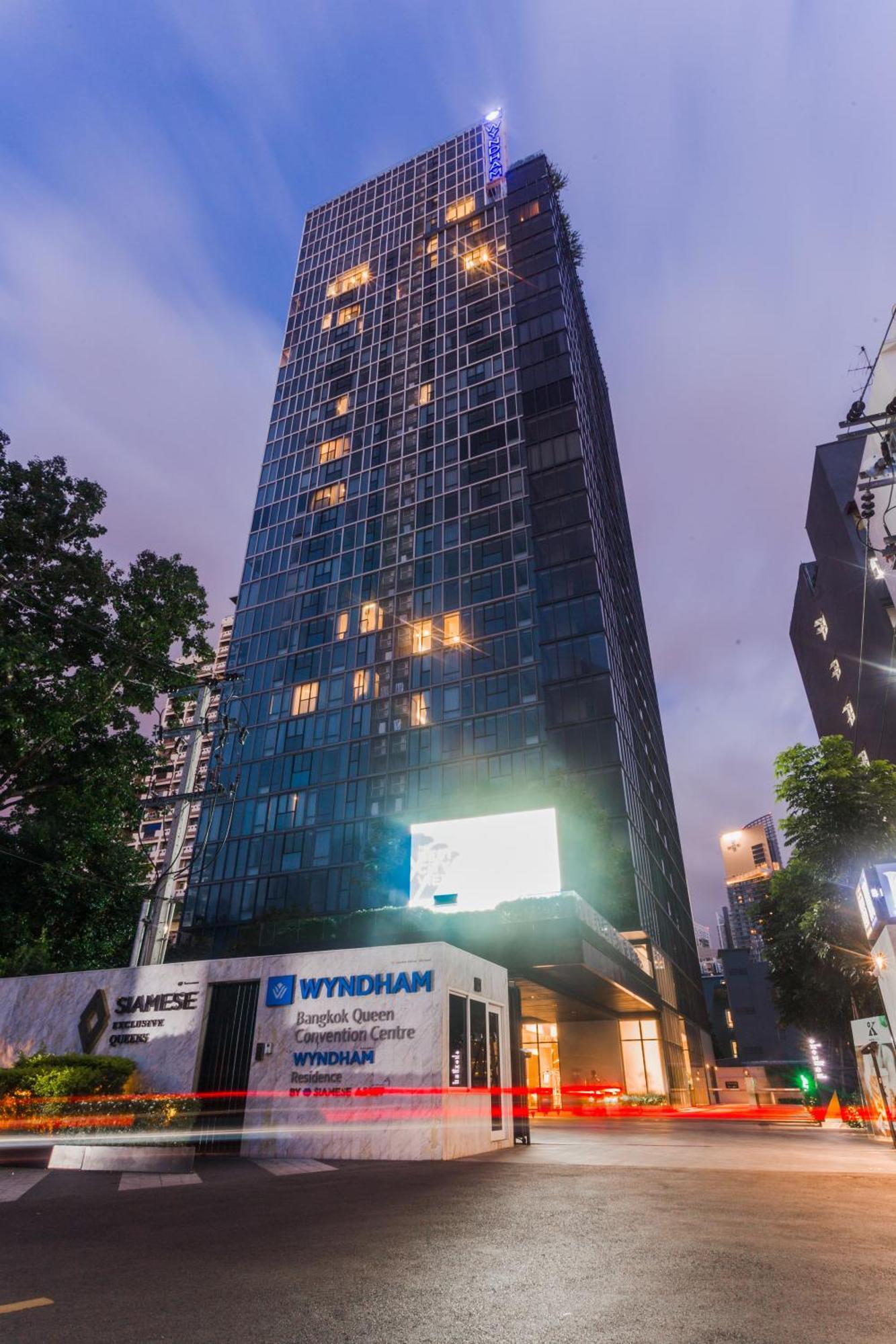 Wyndham Bangkok Queen Convention Centre Dış mekan fotoğraf