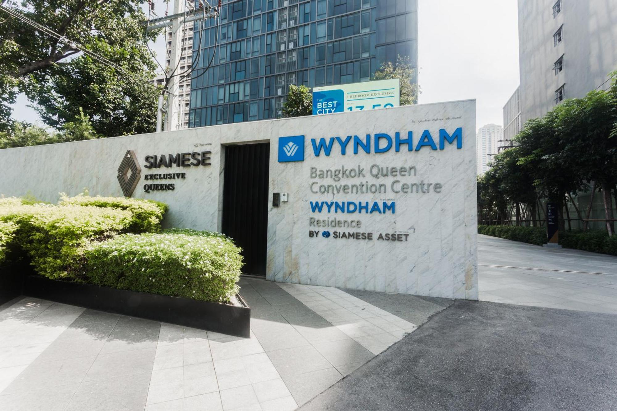 Wyndham Bangkok Queen Convention Centre Dış mekan fotoğraf